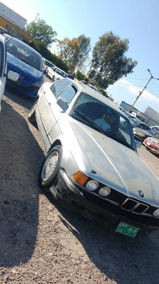 ئەم BMW730بۆ فرۆشتن گێڕوو مەکینەی بەشەرتی هەموو شتێک سەیارەکە واجیهەی ئەسلی لەگەڵە بەشەرتی ئەوەلیات گێڕ عادی 
سعری17وەرەقەو معامەلەیەکی برایانە 
ناونیشان هەولێر تۆبزاوە لای خەبات 
***********
*********** الحمدانية, نينوى
