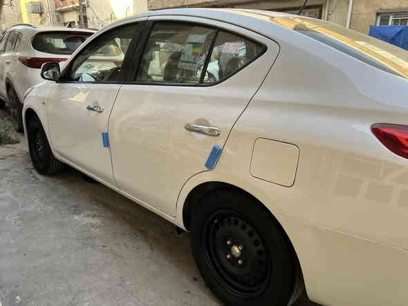 السلام عليكم للبيع صني ٢٠٢٤ رقم بغداد بأسمي رقم وهزة جديد  محرك كير تبريد مكفولات ماشيه ٨٨ كم  شاشه كامره سبايدر يدات نيكل بلوجكتر اسبير منازل كبات بعدهن ممشدودات  بيها صبغ جاملغ خلفي قبغ البانزين وشويه يم العلامة مال جنطة صورة الطخه قبل التصليح موجوده بدون دواخل مكانها بغداد جانب الكرخ سعرها ١١٨$ وبيها مجال بسيط للشراي ان شاءالله للاتصال ***********
