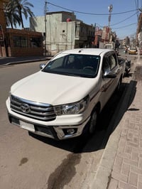 هايلوكس  موديل2023 ممشى120 ضررها بس بك لايت ولباب مثل ما موضح  السعر 2...