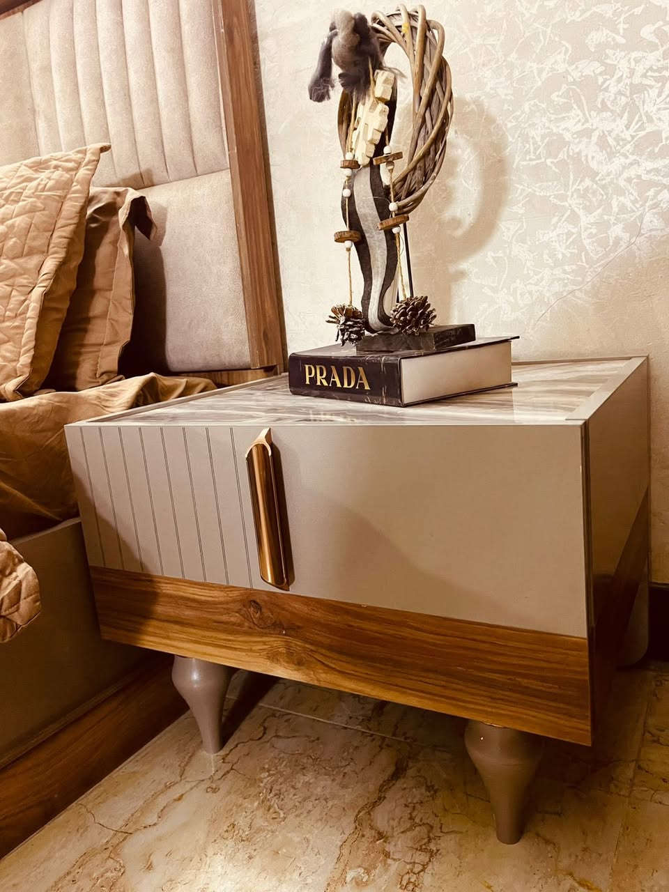 غرفة تركي سرير مخزن مجرات هايدروليك اي ضرر مابيهه سعرهه ٨٥٠ ألف للاستفسار ‭٠٧٧١ ٢٢٧ ١٥٧٩‬
