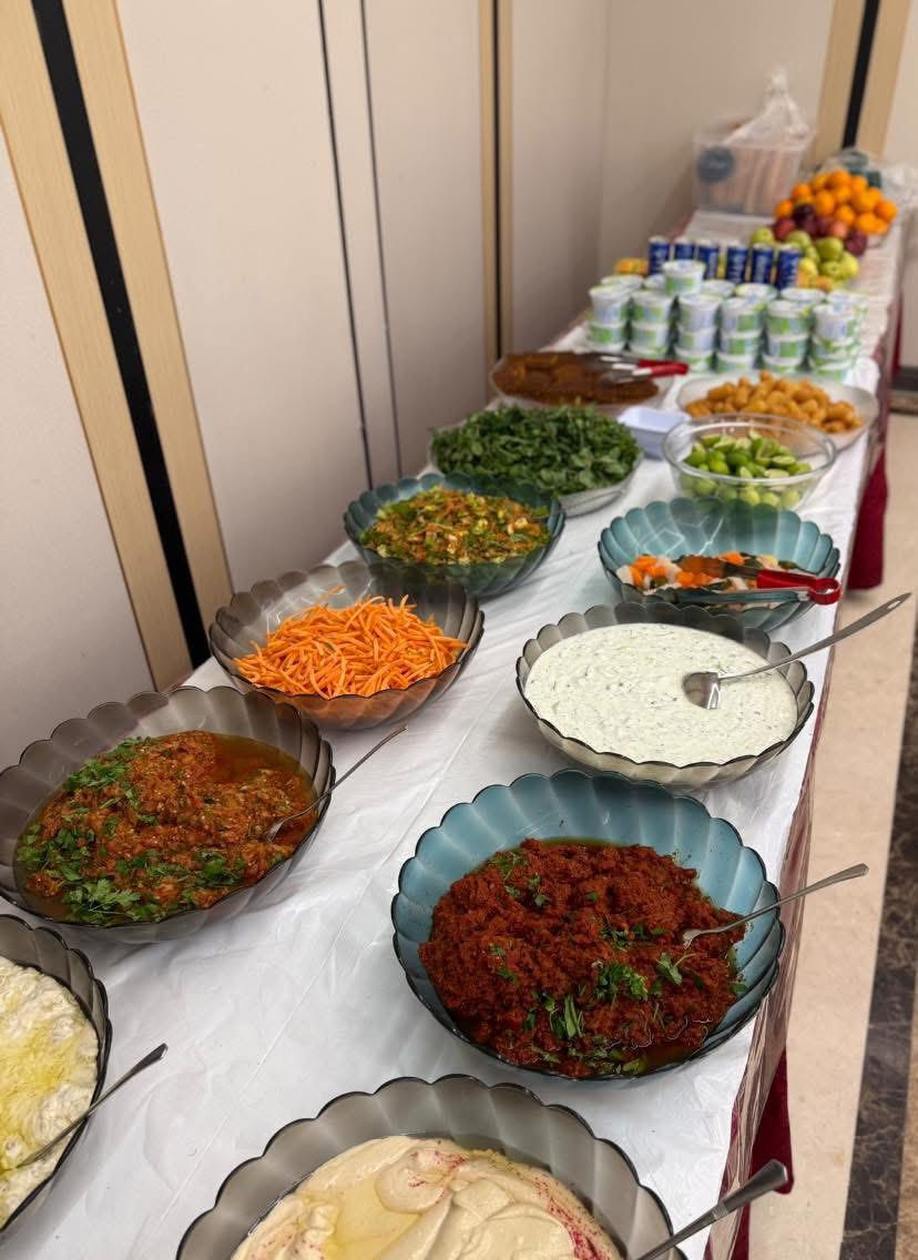 اللهم صل على محمد وال محمد
تعلن "(شــــركة الانــــوار)"

عن برنامج عمرة شهري🕋🤍
 "(شـعبان)"...(البري 800 الف)
( الطيران مليون و200 )

              
بأسعار تنافسية….💴🤍
ــــــــــــــــــــــــــــــــــــــــــــــــــــــــــــــــ
(وتكون المقاعد محدودة لضمان جودة الرحلة)

 ( اللهم صل على محمد وال محمد ). قال تعالى: (وَأَتِمُّوا الْحَجَّ وَالْعُمْرَةَ لِلَّهِ)
🕋 برنامج عمرة شهر رجب و شعبان 🕋

👴 خدمة الحاج والمعتمر – شرف – امانة 🤍
  ____________________________
 مدة الرحلة  11 يوم مع الطريق…🌷
 
 _____________________________
 
#البرنامج_يشمل :-
🍱 ثلاث وجبات طعام 🍱

🕌 مزارات مكة المكرمة 🕌

⛪️ مزارات المدينة المنورة ⛪️

📄موافقات أمنية 📄

السكن في المدينة 🕌🏢
مكة فنادق ممتازه وقريبة للحرم🕋🏢

نقل داخلي وباصات حديثة من والى باب الشركة💺🚈

كادر متخصص مع المعتمرين 🤍🌷
وارشاد ديني 🕋♥️
رحلة سياحية اختيارية ⛰🏝

حقائب كتف وحقائب كبيرة وكتيب العمرة🧰🛍

وهدايا اخرى تجدوها لدى شركة الأنوار 🌷🤍
____________

📍العنوان السماوة الحيدرية مقابل حسينية المسكتين 
المتعهد بــهاء نـاجي الـزيادي 
للحجز والاستفسار الاتصال بنا على الارقام التالية: 

*********** مدير الشركة
*********** الموظفة

زورونا تنورونا وكل الهلا بيكم ..💕
