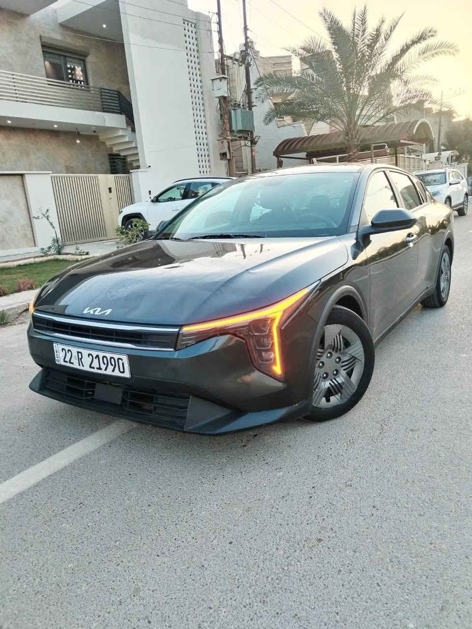 سلام عليكم 
كي فور LS موديل 25

بدون صبغ بدون ايرباك 

مواصفات 
حساسات امامي خلفي
رادار 360 درجه
كامره 
تحديد مسار 
قياده ذاتيه
وضعيات قياده
كشن مخمل
شاشه متصل
اشاره مرئي
اوتو هولد
هند بريك دكمه
تشغيل عن بعد 
العنوان بغداد الكرخ 
 السعر   168
***********
