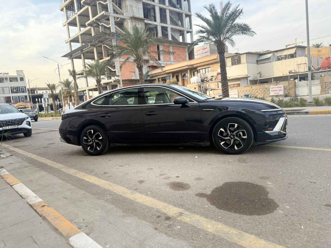 السلام عليكم 
سوناتا موديل
 2024
ماشيه 47mi

اللون اسود حبري متغير
مواصفات
شاشه 
كامره
لايت عدسات
بصمه
رادار امامي
رادار خلفي
رادار جانبي
لد امامي خلفي
ويل كب
توقف ذاتي 
قياده ذاتيه
تنبيه خروج عن المسار
تحديد مسار 
فول تحكم ستيرن
كشن السائق كهرباء
تدفئه بالكشنات
تدفئه بالاستيرن 
داخل  اسود
شفتات 
كير تعليك
تبريد بيانو لمس
ترحيب عند الاقتراب
صندوق ذكي
تشغيل عن بعد
محرك 2500✈️
صور الحادث بالمنشور فقط جاملغ وحافة الباب بجم امامي خلفي كبس شركه
الحادث سطحي 
بدون اي دواخل شاصي اللغد والايرباك والكير والمحرك كلهن مكفولات 
صور امريكا بالمنشور
للاستفسار***********
الموقع بغداد الكاظميه چكوك
السعر 192$
رقم اربيل الدولي تحويل وكاله مضمون
