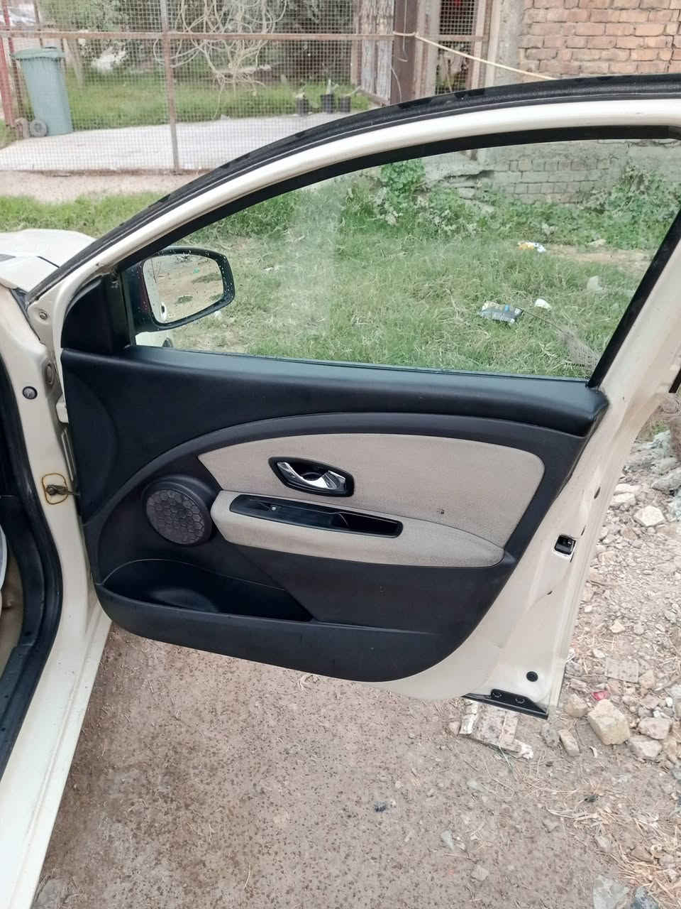 سلام عليكم رينوموديل2016بغدادبسمي كيرمحرك جددصدرهانضيف سياره حلوه وبيها4قطع صبغ مكاني الدوره السعر59بيهامجال كلش قليل***********
