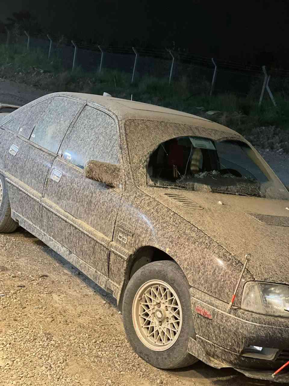 السلام عليكم اوبل اوميكا رقمها فحص شرط التحويل سنويه خضره سياره كير محرك شرط تبريد ثلج❄️ مسجل افانتي لايت عالي ناصي كهربائيات كلها شغاله سياره الف ماتحط عليها بانزين قطاره هورن بوش الاصلي ترايك محافضات شلعه تشك الكاع صدر جديد تايرات تخم سبير بيها جديد مكاني بيجي  السعر 18 ورقه نهايتها واتساب ***********

