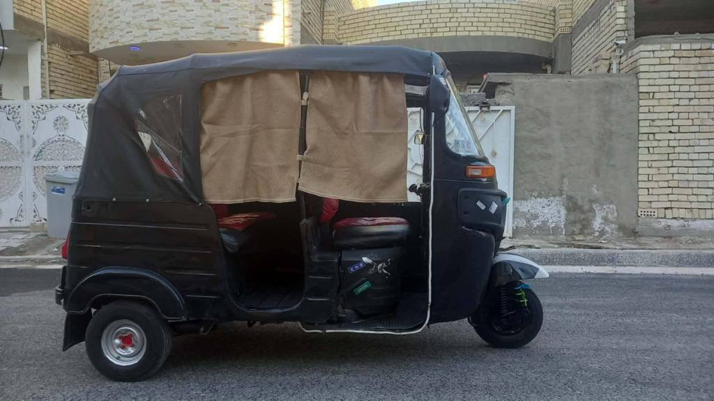 سلام عليكم تكتك 19 خير من الله مال شغل أوراق متكلف بنشرهه هاذ رقم راعيهه *********** 
سعرها4600وبيها مجال بغداد, العراق
