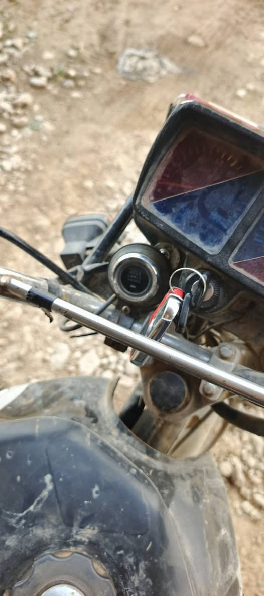 السلام عليكم ماطور للبيع 5 كير محرك معمر جديد كلشي بي شقال السعر 350 وبي مجال شي بسيط الشراي يجي خاص


**إذا كنت صاحب هذا الإعلان وتريد حذفه لأي سبب، رجاءا أرسل رسالة إلى الدعم الفني**