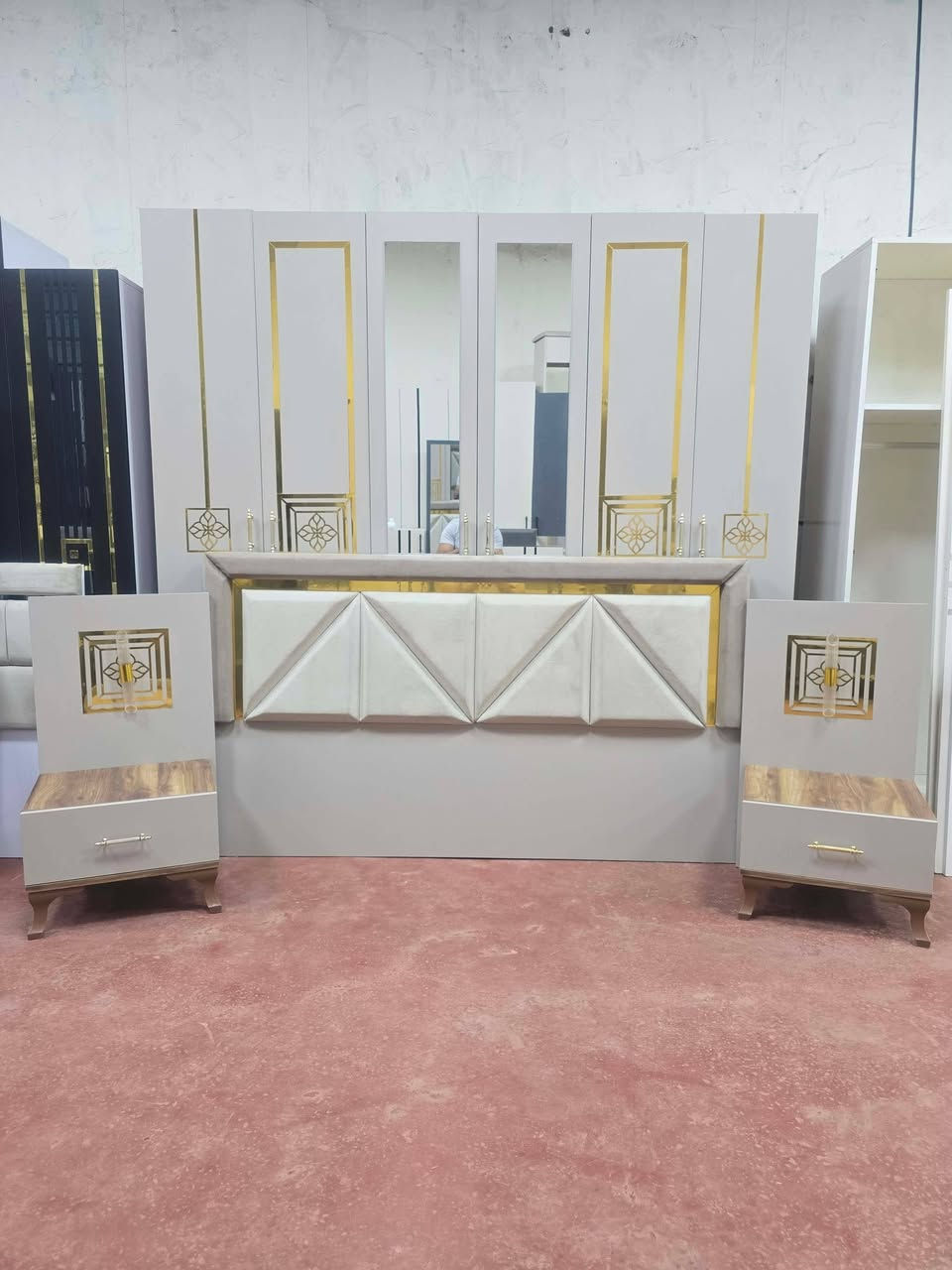 غرفه نوم تركي مستخدم 6قطع نضافه اخت الجديد 💗
#سعر 500قفل مع الشد والنقل داخل بغداد مجاني 💗
يوجد انواع الغرف التركي 💗


**إذا كنت صاحب هذا الإعلان وتريد حذفه لأي سبب، رجاءا أرسل رسالة إلى الدعم الفني**