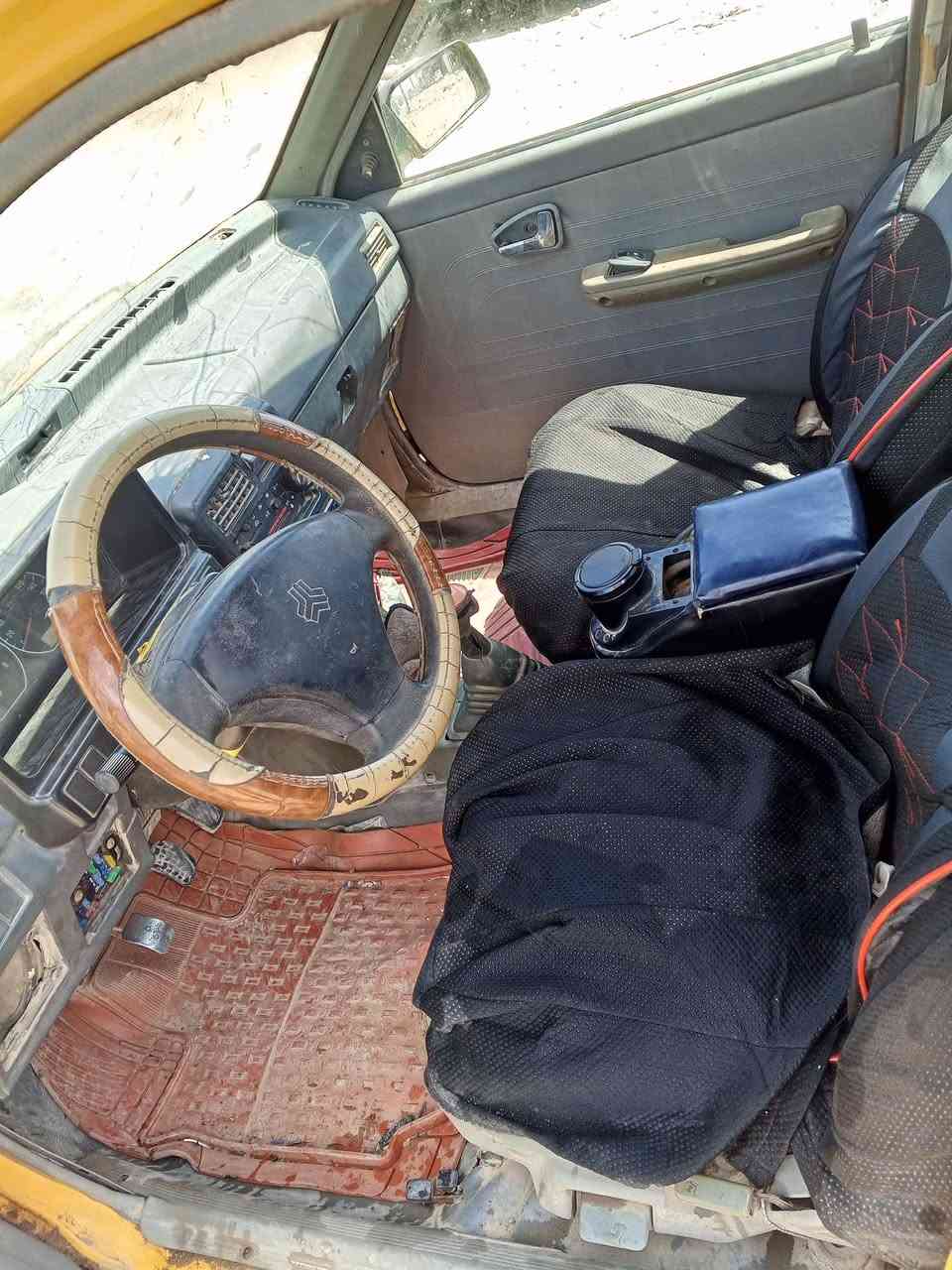 لسلام عليكم سايبه موديل٢٠١١رقم بغداد صاحبهه متوفي واهله موجودين. مكينه گير جدد.تخم تاير جديد مكان السياره بغداد المدينه السعر(١٠)
للاستفسار (***********)أبوكرار
