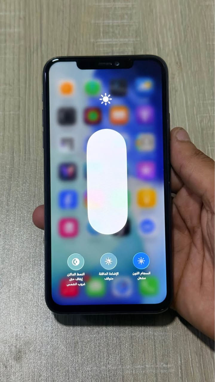 ايفون 11برو ماكس ذاكره 256 مستبدل شاشة فقط الباقي كله وكاله ما مستبدل غير شي بطاريه بلاديه نسبتهه 75٪؜ابيع فقط تلفون ما ويا اي شي السعر 295 بي مجال كلش قليل حك الجيه مكاني البصرة ياسين خريبط ويوجد توصيل للتواصل واتساب *********** البصرة, العراق
