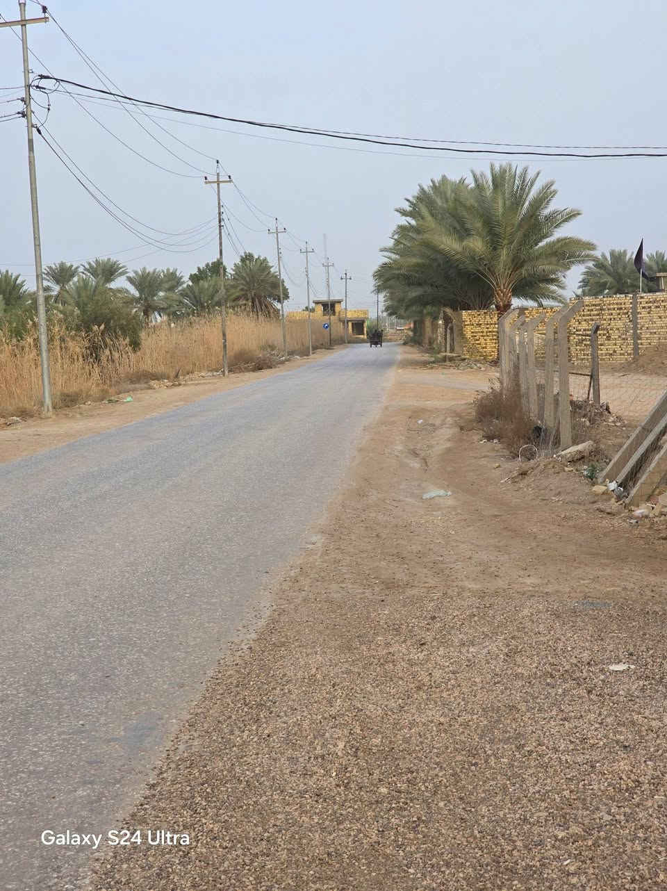 بسم الله توكلت على الله
قطعه للبيع 
طابو زراعي  سند ٢٥ 
المساحة 1100 الواجه 30 
موجود حسب مساحه 275م
 متوفرة كافة الخدمات 
كهرباء - ماء أسألة -
 (طريق حله نجف ) 
خلف جامعه بابل
سنتر على تبليط
***********
