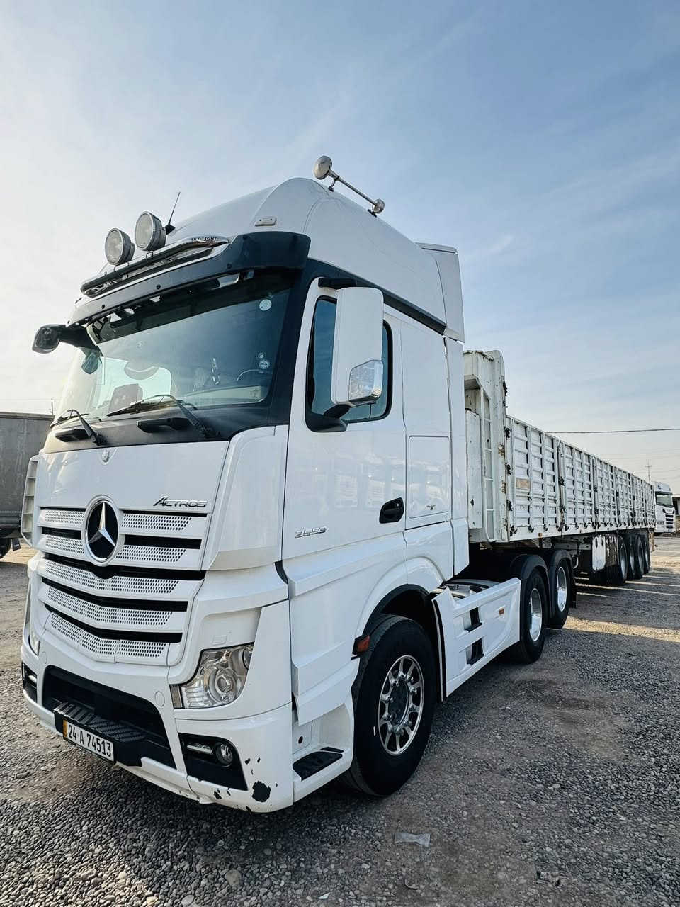 موديل2018📦
حجم2653✅سنگل ده بل خلفي
فول مكفول سياره  جديد
ويل كرؤم 
km660ماشى
بؤدى تريله عراق 2019
ماشاءالله تبارك الله 
معرض حجى نشوان ✅عنوان أربيل كلك 📍
***********📞
***********📞
***********📞
وتساب ✅📞📞📞
