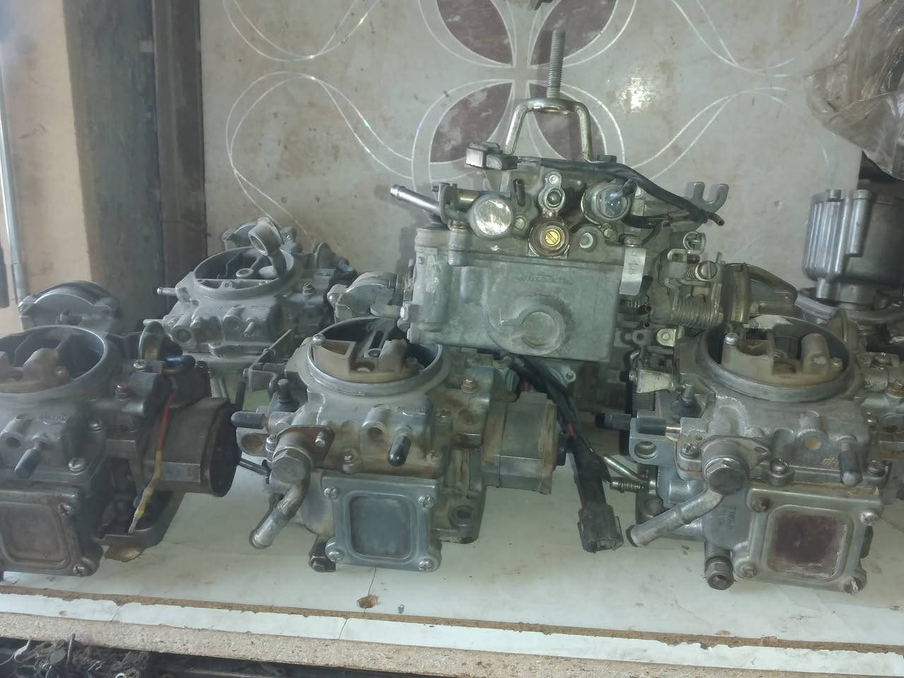 دائمآ أخوكم ابومنتظر للكابريترات بخدمتكم لبيع وتصليح الكابريترات نيسان باترول بيكم نيسان سدرك بروتون ياباني عام بغداد العلاوي شارع الشيخ معروف مقابل الكراج الهندي وأهلا وسهلا بكم ولجميع الاعظاء ***********
