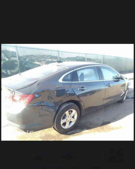 🚗 للبيع: شيفروليه Malibu ماليبو LS موديل 2021
📍 مكان السيارة: بغداد - العرصات نهاراً / الأعظمية ليلاً 
📞 للتواصل: ***********
💰 السعر: 122 ورقة – قابل للتفاوض ( بيع او مراوس ببلايزر فقط)
📊 المسافة المقطوعة: 85,000 كم
🛠️ المحرك: 4 سلندر – 1.5 لتر تيربو

⚙️ المواصفات (فئة LS):
• تشغيل بزر (Push Start)
• شاشة وسطية 8 إنش تدعم Apple CarPlay وAndroid Auto
• بلوتوث وتحكم من المقود
• كاميرا خلفية
• نظام مراقبة ضغط الإطارات (TPMS)
• تبريد ثلج
• نظام الثبات الإلكتروني (ESC) + مانع انزلاق

⚠️ الضرر:
• حادث جاملغ وبنيد وطعجة بلجاملغ الخلفي والباقي مكفول ومثل ماموضح بالصور
• صور الحادث موجود بالصور والسيارة جاهزة واعتمادية
