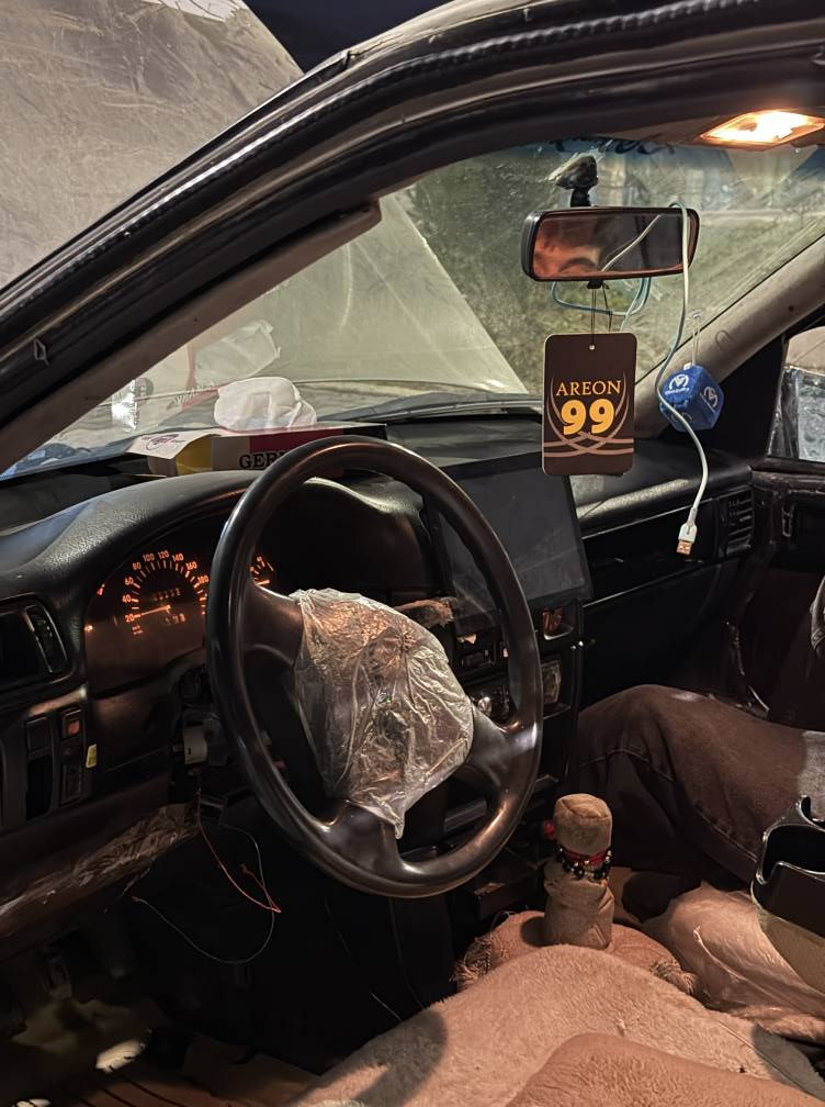 سەرەتا بەناوی خوا ئۆپڵ ڤیکترا مەکینە 20 ی 1990 ماشااللە زۆر زۆر بەقوەتە سەیارەکە کامل مەسرەف کراوە شاشەیە سلایتە ناو گێچی هەموی ئیش ئەکات بێ مەسرەفە سەیارەکە دوکەڵو بوخاری نییە موس و بڕاوە نیە بێ دەعمو لێدراوە شانو سەقفی جوانە سەیارەکە کوشنەکانی کامل بەرگی تێ کیراوە داشبولی نەتەقیوە زۆر ڕێکو پێکو جایزە ماڵی دۆستە سعریشی 20 مجال بۆ سعر تاقی کردنەوەش نامە مەنێرە لەگەڵ ڕێزما❤️***********==*********** السليمانية, العراق
