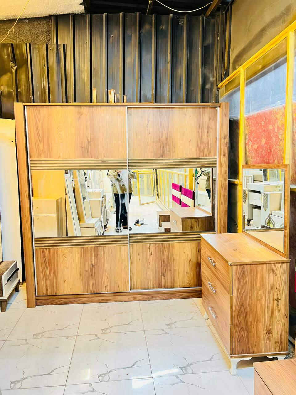 غرفه نوم تركي 🇹🇷 
مستخدم 6 قطع شبابي 
نضافة 90 💯 سرير 2 منفصل 
بسعر 400 مع شد ونقل مجاني


**إذا كنت صاحب هذا الإعلان وتريد حذفه لأي سبب، رجاءا أرسل رسالة إلى الدعم الفني**