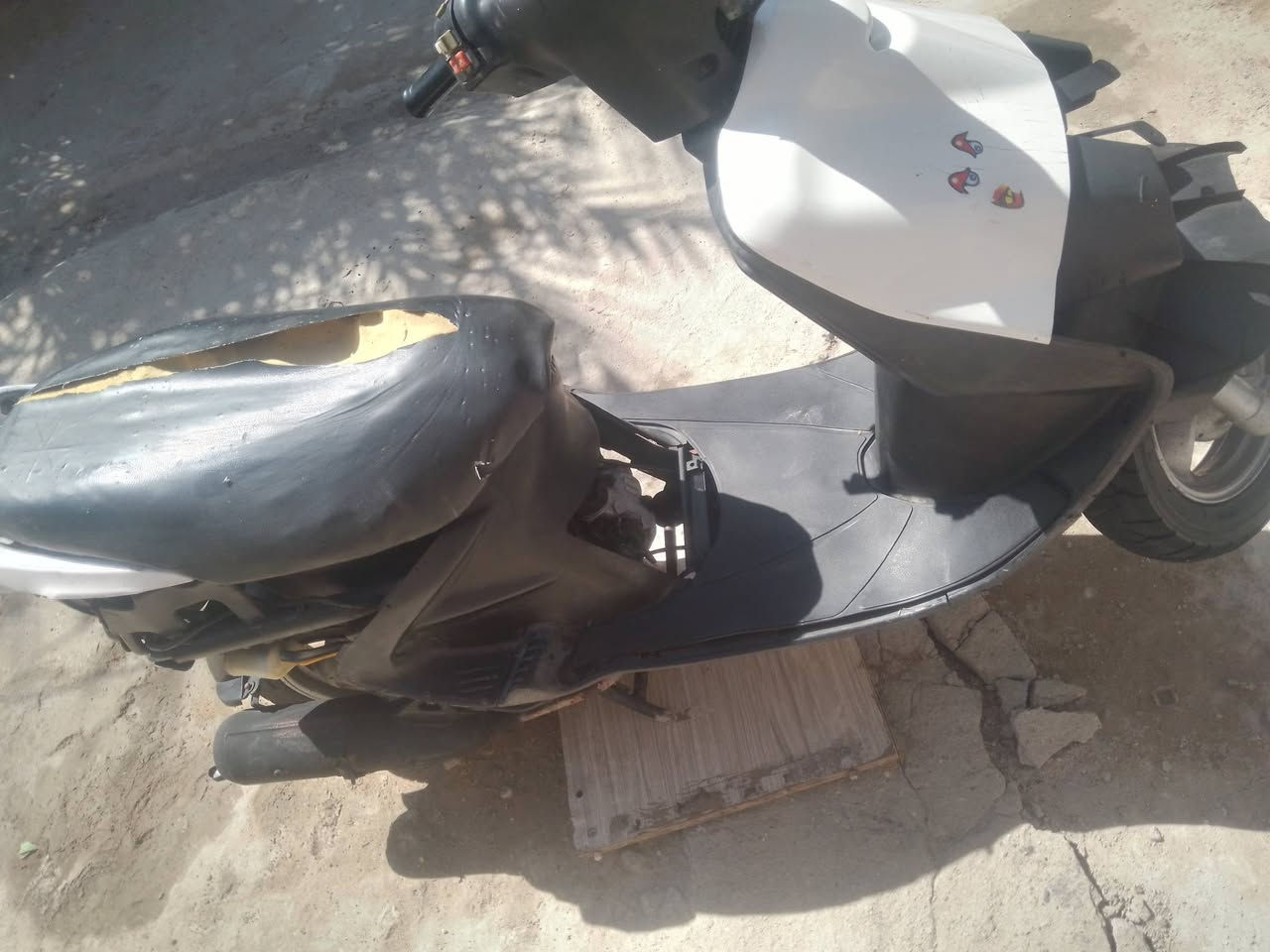 دراجه فراشه للبيع شراي خاص فقط  مكان البصره محرك نظيف دراجه شوف العين السعر 250


**إذا كنت صاحب هذا الإعلان وتريد حذفه لأي سبب، رجاءا أرسل رسالة إلى الدعم الفني**