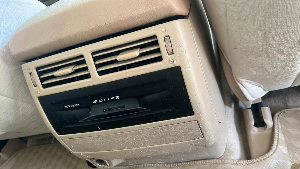 تتوفر لدينا ادوات احتياطية جكسارة لكزز برادو يوجد توصيل جميع محافظات العراق ***********
