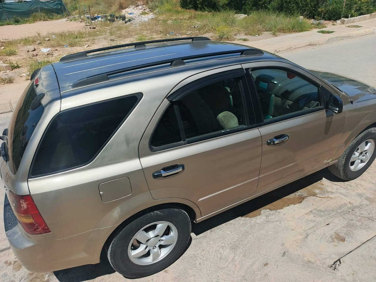 للبيع كيا سورنتو موديل 2008 صبق حزام مشروع وطني بيه بطاقة بانزين شرط التحويل سعر 90 وبيه مجال
 ***********
مكاني كركوك
