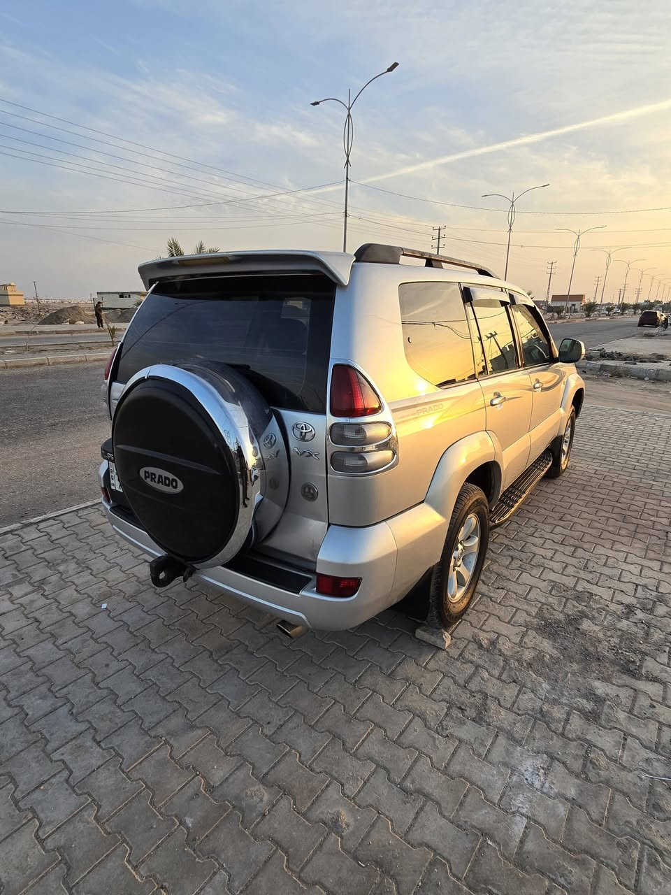 برادو 2007 رقم دهوك
محرك 6 سلندر 
بيه صبغ 4 قطع 
بيه منضومه غاز 
سعر 135

***********
مكان سيارة كربلاء المقدسة
