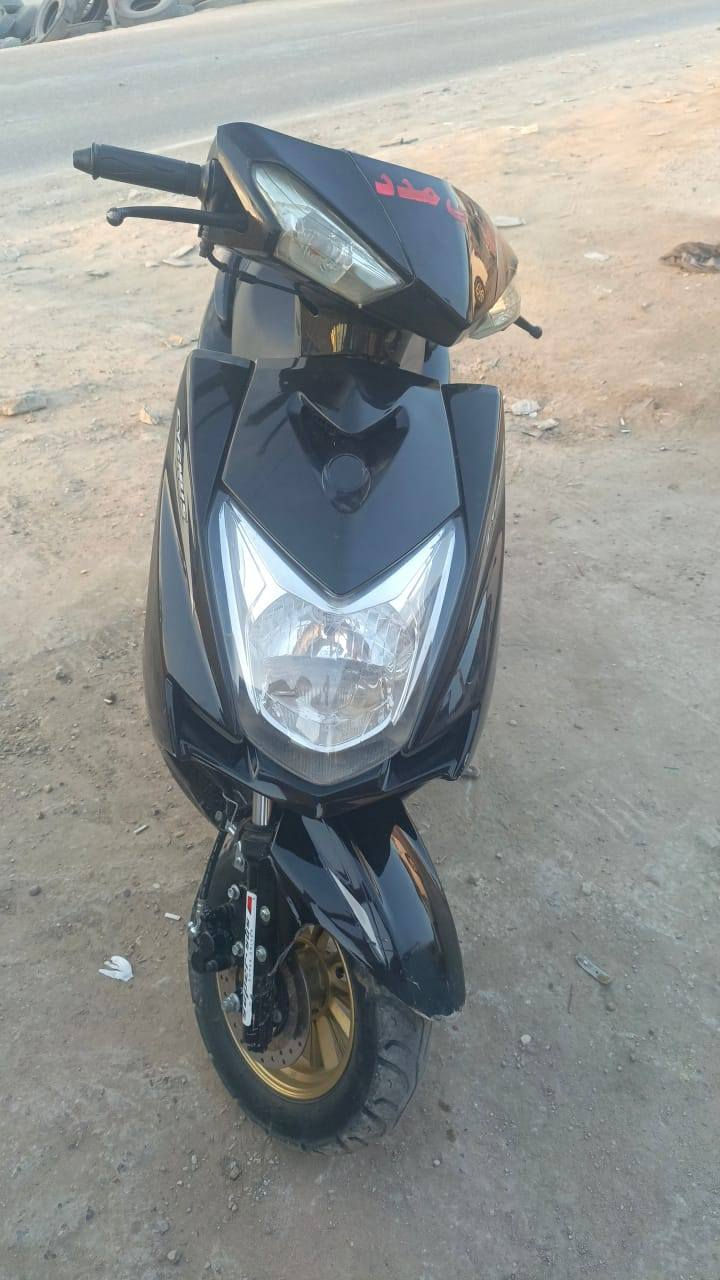 دراجه سكنس للبيع دراجه حلوه ونضيفه لتواصل  ***********  الشراي يخابرني
