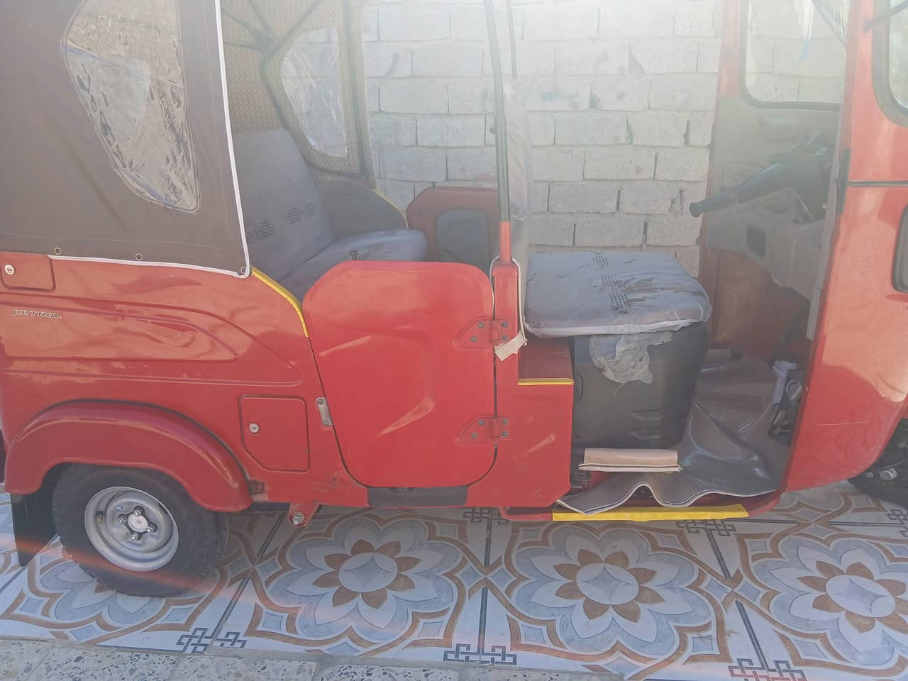 تكتك 22 شهر 7. وكيله سيد وسام كفاله المكينه  الكشره. كفاله ماعدا بارد يم البك لاايت. مكاني عماره حي شرطه. ***********.       ***********. سعر. 8100 وبيه مجال.  ملاحظه.  اوراق
