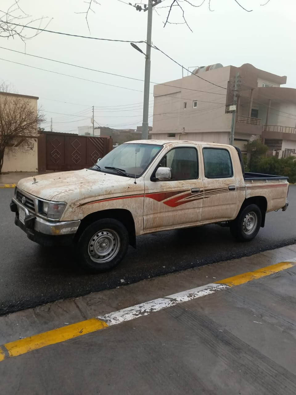 تویوتا مۆدیل 2002 مزایدەیە مەکینە سپی ناووسورر
چوار جام کارەبا دەبڵ چەک مەج بێ دەعموو لێی درانە
تەبرید ساردووگەرم گێڕو مەکینەی بەشەرت
نرخی  50 گەڵا
ژم *********** Singapore
