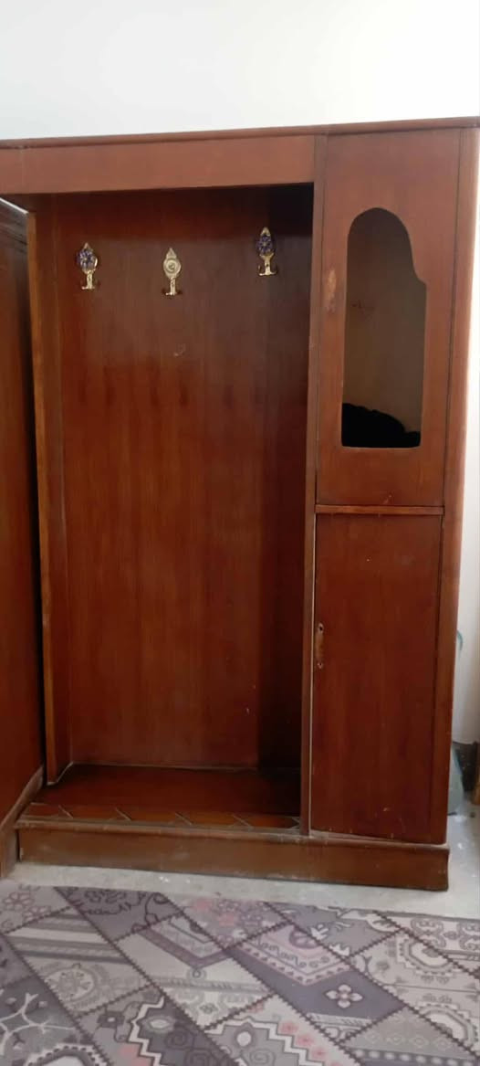 #للبيع غرفه خشب صاج بدون ميز وياها الدوشك السعر 300 العنوان حله نادر الثانيه


**إذا كنت صاحب هذا الإعلان وتريد حذفه لأي سبب، رجاءا أرسل رسالة إلى الدعم الفني**