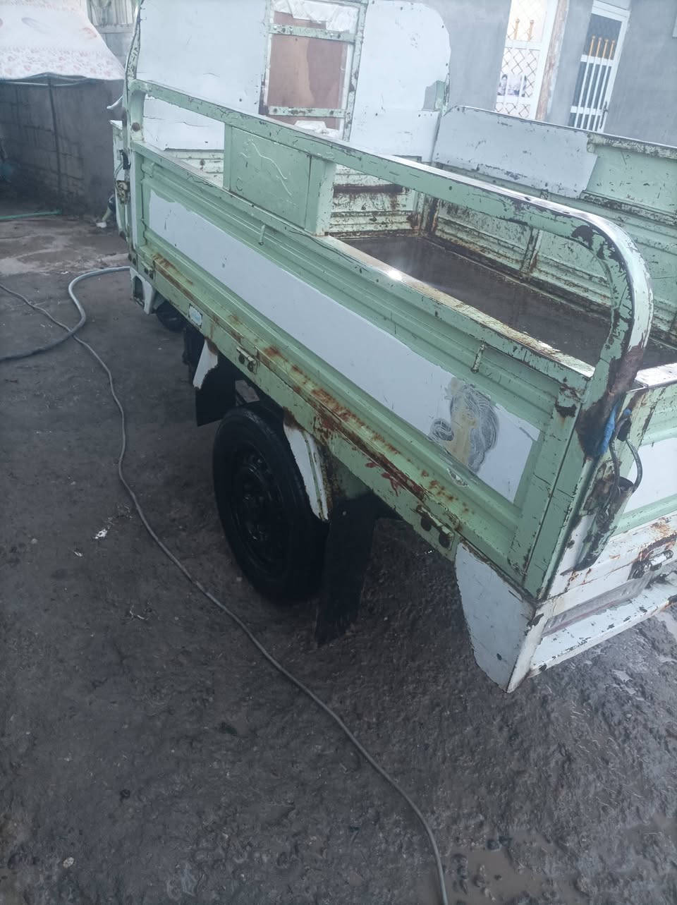 السلام عليكم للبيع ستوته جمره كلك مكفوله 2018 عنوان بابل خلف جامعه بابل طريق حله نجف سعر خاص ***********
