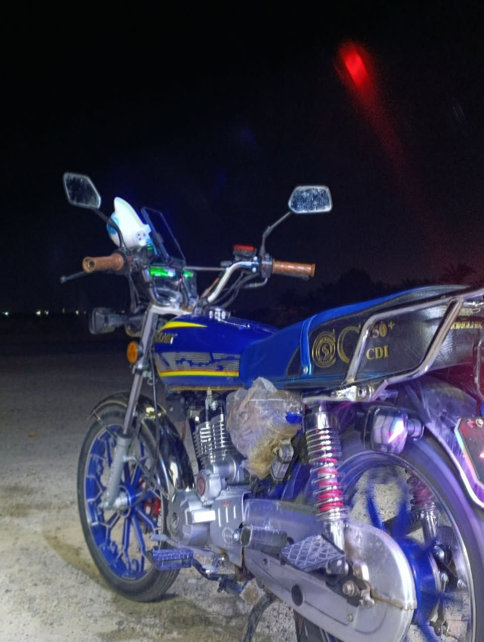 اسلام عليكم للبيع سولنك موديل 2025 دراجه كامله ميعوزها برغي محرك مكفول مكلف بل نشر اتصل عله صاحب إدراجه ***********
