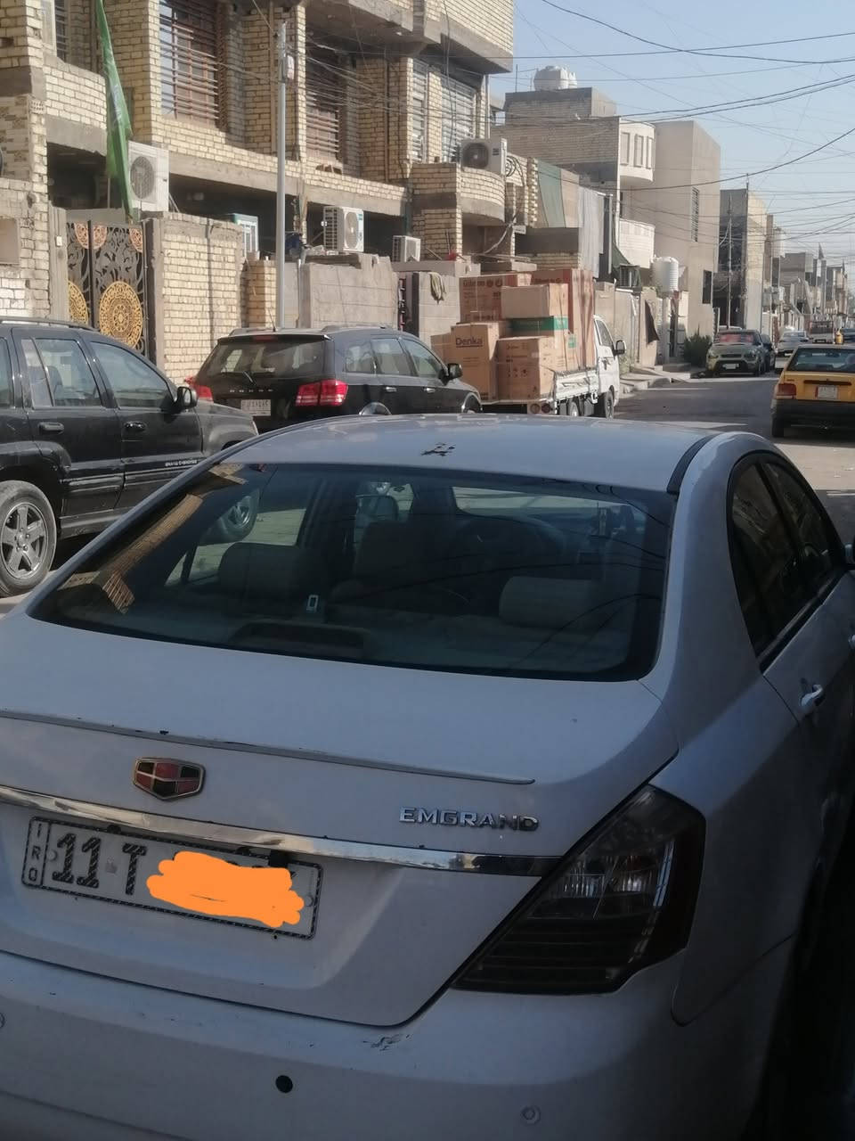 امكراند موديل ٢٠١٣ باسمي سنويتها ٢٠٢٦ الگير يرمش ابيع گير عاطل حتى لا تعتب محرك تبريد شغال وبحالة ممتازه دواخل زينه صدر مابيه شي بيها شخطات بس سعرها قفل ٤٢ ورقه قفل قفل مكاني بغداد حي الامين متواجد بعد الساعه الثالثه مساءا وهذا رقمي ***********
