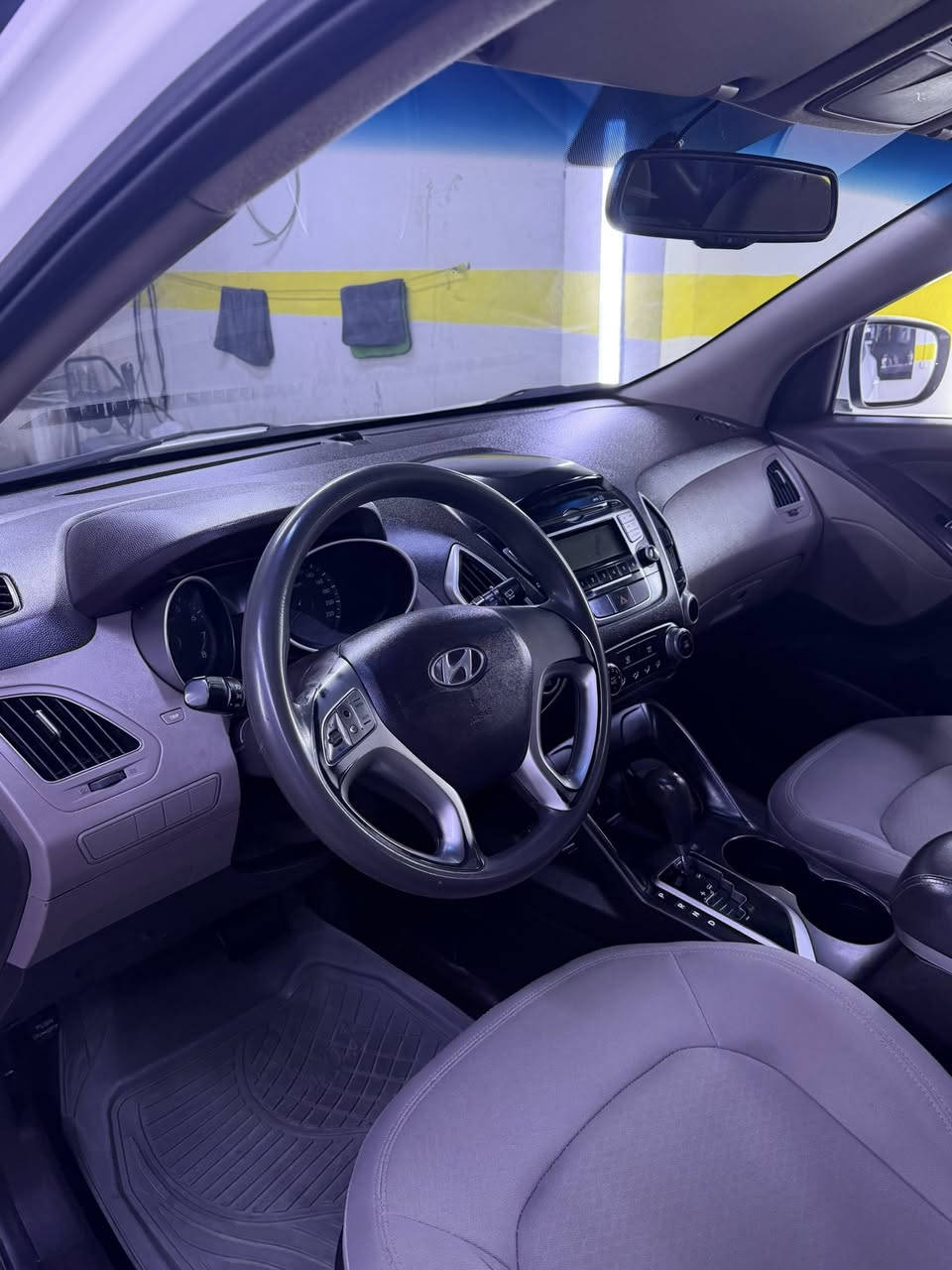 توكسن للبيع موديل 2012
مكينة شرط لا صرف ولانفخ بيها اثر تشليع 
بل بوند فقط لاصبغ ولا تعديل سعر 150
وبيه مجال ‭0750 217 1265‬

‭+964 776 975 8714‬
