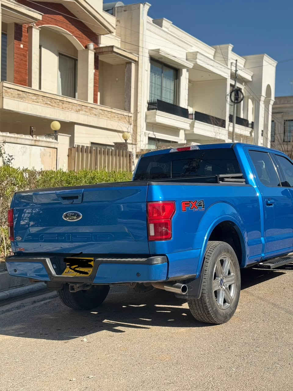Ford F150  البيع موديل2019  كلين مكفوله كفاله عامه  V8 فول فول لاريات   سعر242
***********
