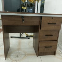 ميز • مجال بسيط