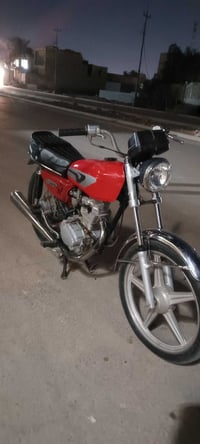 ٣٥٠ • فيه مجال • بدون سعر