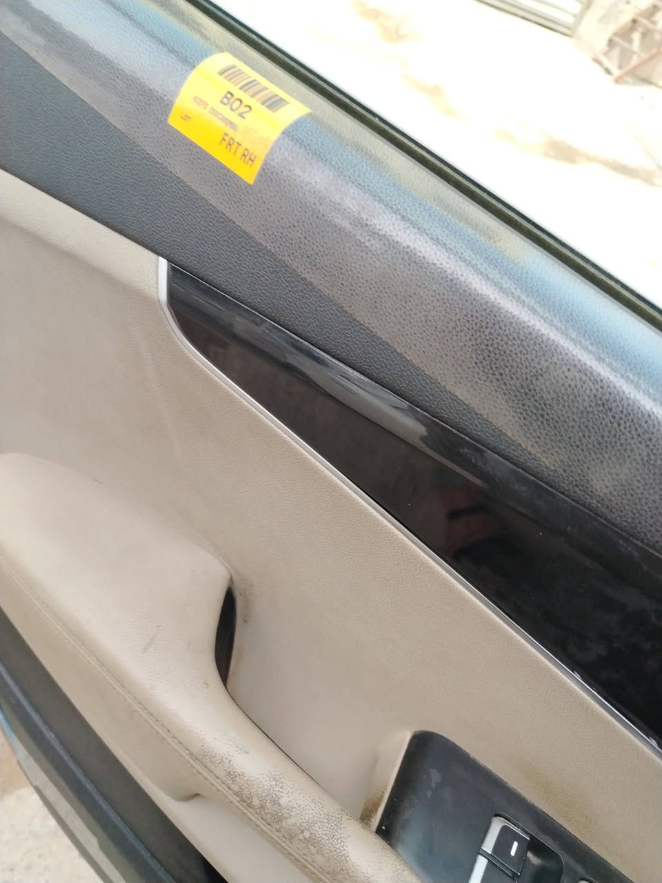 سورينتو ٢٠١٩
خليجي مكفولة من الصبغ
المواصفات ستة سلندر
محرك ٣٥٠٠
تبريد ثلج
ماشية ٦٠٠٠٠ كيلومتر
باسمي صار اربع سنوات
السعر ٢٣٥ ورقة وبيهة مجال قليل
هاتف
 *********** بغداد
