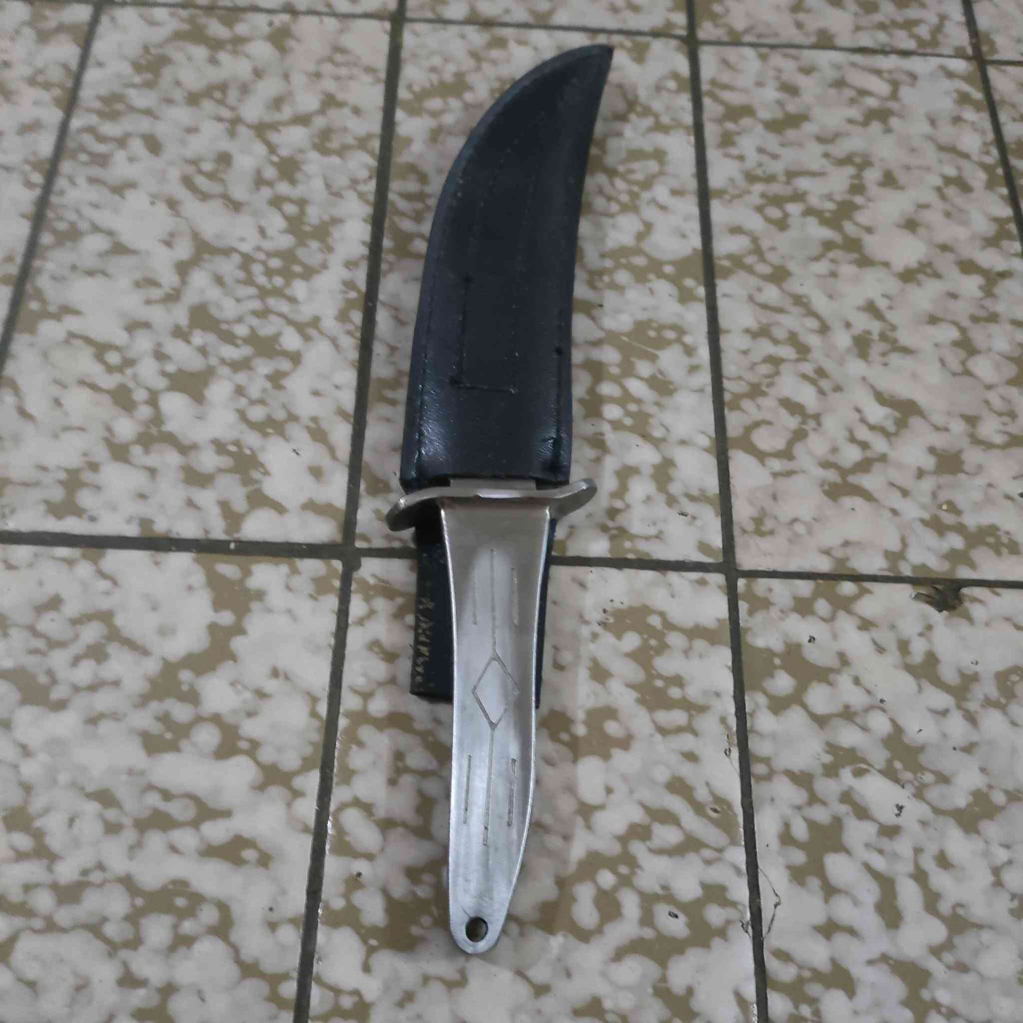 قطعه اصليه مال باله  السعر 35


**إذا كنت صاحب هذا الإعلان وتريد حذفه لأي سبب، رجاءا أرسل رسالة إلى الدعم الفني**
