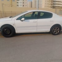 بيجو 407 للبيع السعر 35 قفل يحتاجله حداديه نص عمر ولايت يمنه  غرامات ع...
