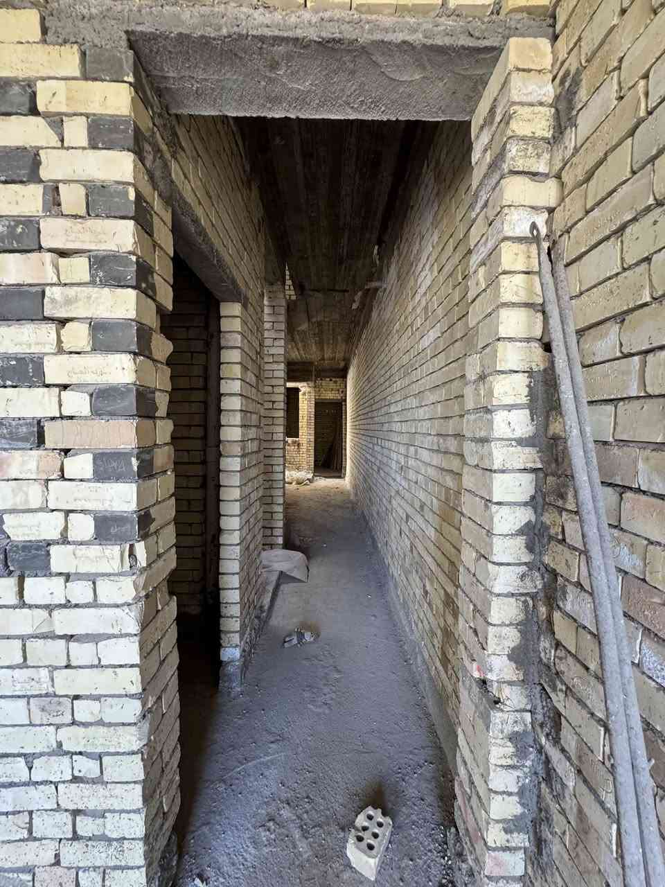 🏡 فرصة مميزة للبيع في حي التراث
هيكل سكني بمساحة 100 م² (طابو صرف) في موقع مميز ضمن حي التراث – فلكة الشمري، على شارع 20 متر.

✅ هيكل طابقين
✅ بناء درجة أولى
✅ رمل مفحوص وطابوق عالي الجودة
✅ صب كونكريت من شركة أرض المراسي
✅ ارتفاع الطابق الأول 3.40 متر
✅ تنفيذ بمواصفات إنشائية عالية الجودة

📍 الموقع: حي التراث – فلكة الشمري – شارع 20 متر

📞 للتواصل والاستفسار:
***********

⚠️ يرجى التواصل عبر الواتساب فقط، ولا يتم الرد على رسائل الفيسبوك.
