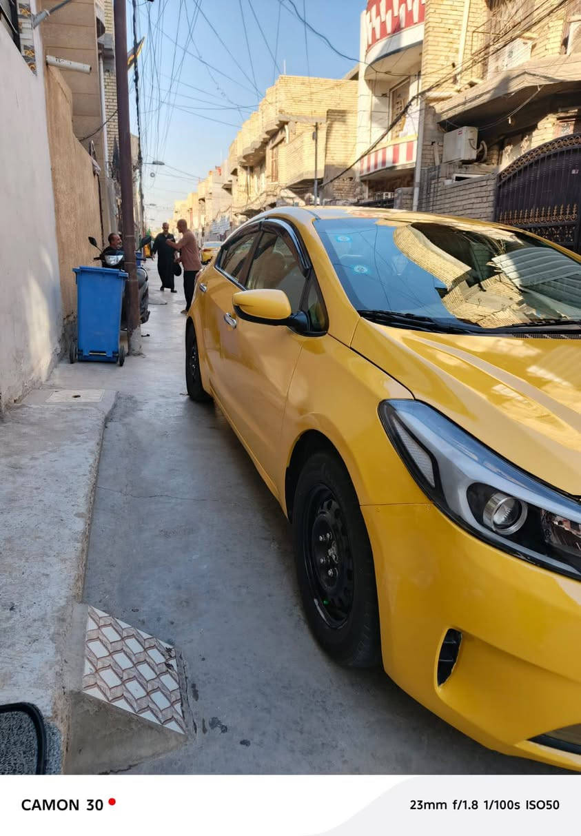 كيا فورتي موديل17 محرك 2000دوش سياره جاهزه من كلشي تبريد+صدر جديد سياره مال بيت سياره كلها ليبل واحد حادثه فقط الشباك+شبر بل لبنيدصورة الحادث مرفوعه وبيهه طخه مال تكتك كد شبر بل باب صدر رقمه بغداد انكليزي امصفره هيئة أو غرامات مكان السياره بغداد الشعلة السعر 123اوبي مجال رقم الهاتف ***********
