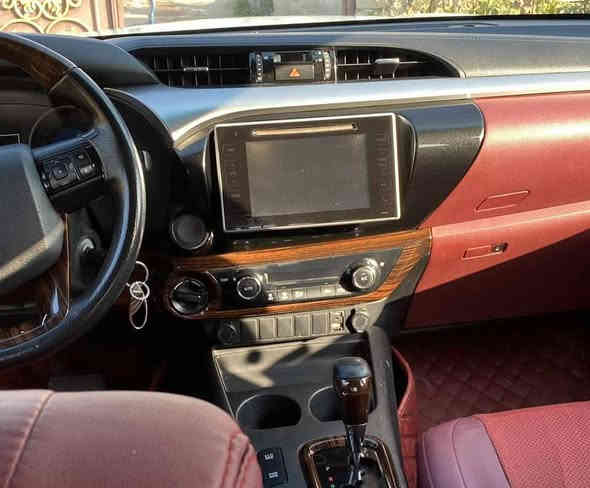 تويوتا هايلوكس دبل 2016 أوتوماتيك 
ماشية 130 ألف 
السنوَي لغاية 2027 
الگير والمكينة بشرط

السعر: اطلبه في التعليقات، وسيصلك مباشرة.

السيارة شبه جديدة، نظيفة جداً، وما بيها أي خلل.

رقم المالك: ***********
