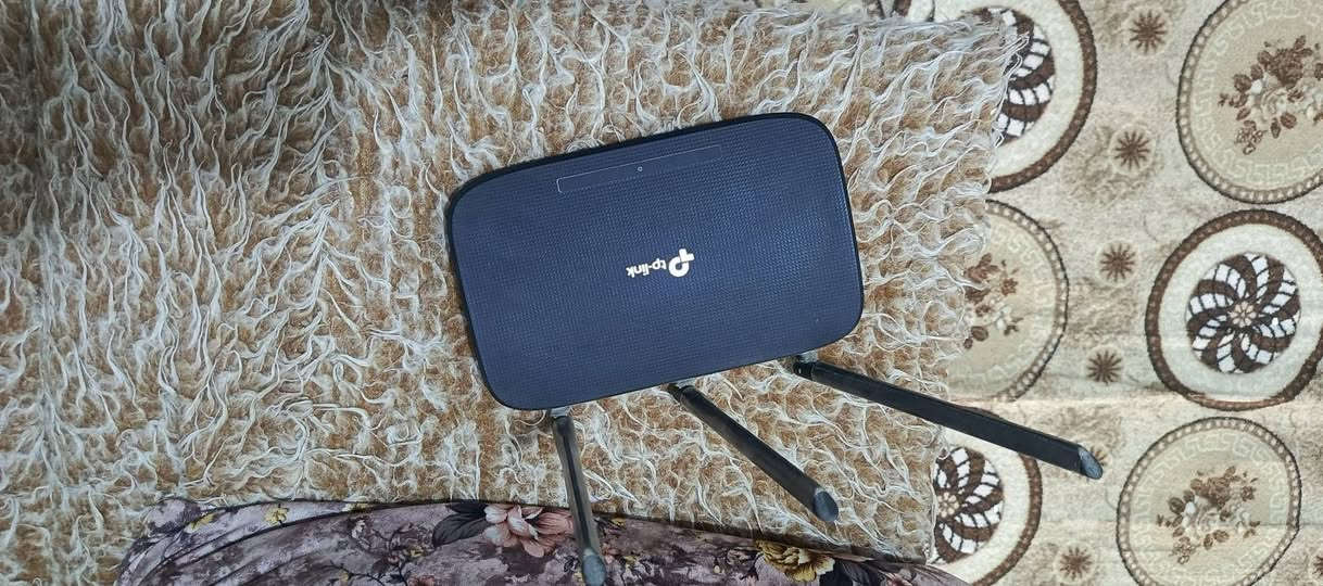 سلام عليكم شبكه نت كامله شغاله شرط الفحص جديده سعر ١٠٠بيه مجال مكاني كربلاء قرب مجمع الدره ***********
