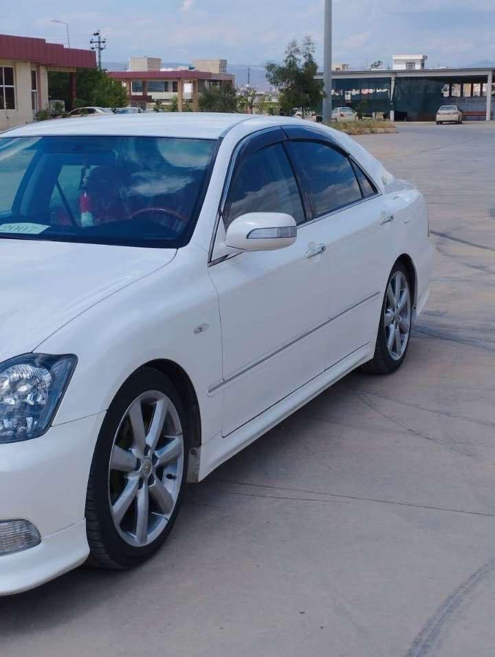 شاهینە ساق 2007 مەکینە بچوکی گێر گەورە بی دوکەل چوار پارچەی بۆیاخ ئەوروپایە چوار درگای لەدەعامی پێش بۆدوا بەشەرت بئ کۆدە سعری 76 گەلاو تۆزئ ماعامەلە 
***********
***********
