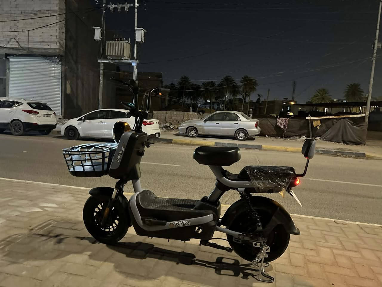 سلام عليكم باسكل شحن نوع الريان الون سمنتي 4بطاريت 3سرع كلش نضيف ماصارله 2شهرين السعر290قفل مكاني كربلاء الجمعيه رقم ***********
