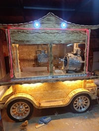 للبيع مكينه شاميه وحب شكل سياره ديكور ومتحركه تسكام كلش مرتبه ومخزن دا...