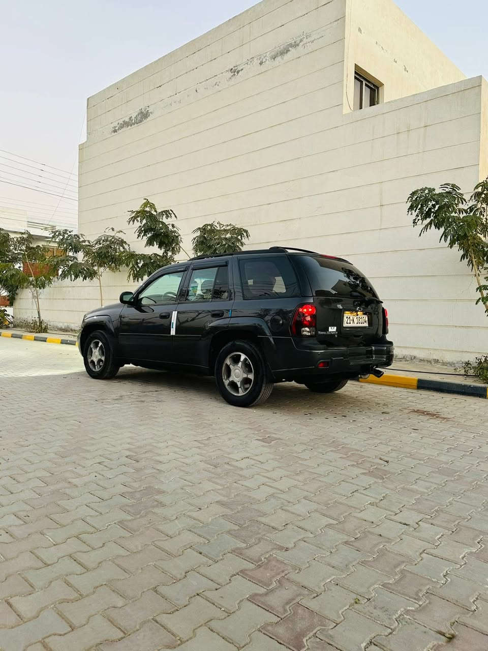 سلام عليكم
شوفرليت بلايزر موديل 2007 خليجيه كفاله عامه بدون صبغ فقط دعاميات للجماليه وباب السايق بي صبغ بدون معجون 

رقم سليمانيه الجديد الدولي هزه وسنويه كلهه جديد

تريد تحويل او وكاله 

تخم تاير جديد 

صدر امامي خلفي جديد

تخم بلكات جدد

تخم نوزل جديد

فيت بم وفلاتر وقاعده فيت بم جدد

دهن مكينه جديد

كشن السايق كهرباء

شاشه وكامره

ماشيه 187 حقيقي

سعرهه 108 وبيهه مجال قليل 

مكان السياره بغداد الصليخ او لاعظميه

رقمي ***********
