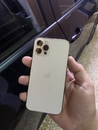 ايفون ١٢ برو فقط ١٢٨ بطاريه ٧٣ بلادي  مبدل شاشه وبيها فطر مايبين نضافه...