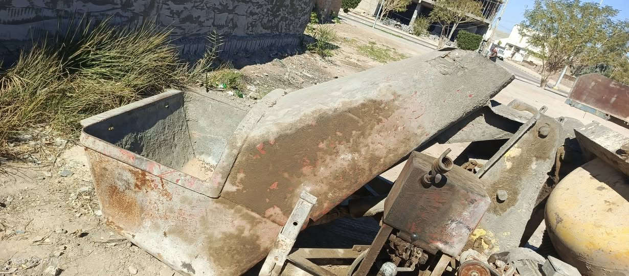 السلام عليكم  خباط المانيه نضيفه شغاله للبيع السعر 1600 مكان عامريه الفلوجه ***********)(***********
