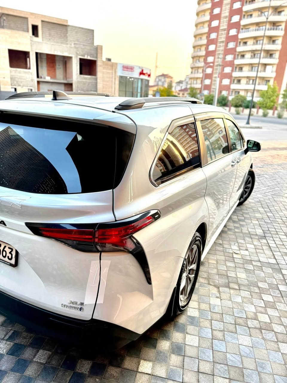 TOYOTA~2022~SIEENA  📍

 بەناوی خوای گەورە :-                                                      ،

- تویوتا سیینا :-                                                          ،

- مودیل :- { ٢٠٢٢ } 🔥.                                             ،

- مواصفات :- { XLE } فول مواصفات.                       ،

- مواصفات :-                                                            ،

1. بصمە + سقف فتحە ، رادارات کامل امامي و خلفي.   ،

2. کشنات جلد و ابواب کهرباي ، تبرید مرکزي.               ، 

3. سیارە حلو من مواصفات و جمالییە.                          ، 

- ضرر :- { فقط قطعتین بس بخ } بدون دواخل.           ، 

- سعر :- { ٢٩٠ قفل قفل 💸 }                                    ،

- رقم هاتف ☎️ :- { *********** } { ***********}.  ،

ماشيه ١٢٠،٠٠٠
- رقم ***********  بیها { واتساپ + ڤایبر  }.                            ، السليمانية, العراق
