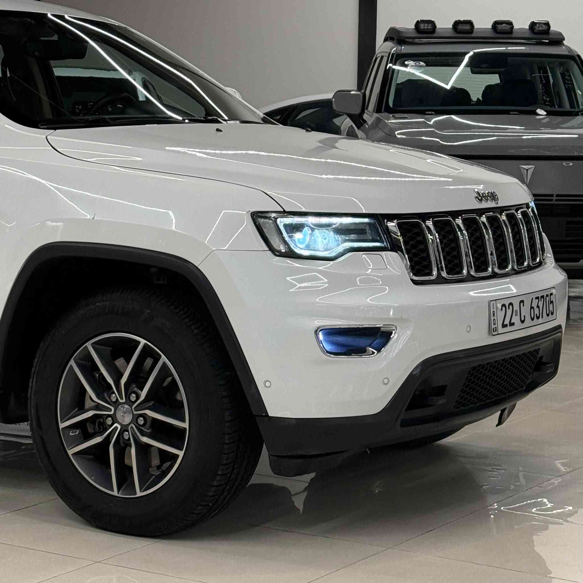 جیب لاریدۆ سلاید کشن جلد کارەبا ناو زەرد شاشە گەورە فول بێ دەبل سفری شەریکەی هارلم ١١٣،٠٠٠ میل ڕۆیشتیە سەیارەکە بێ سبوغ بێ ساردەکوت بێ عەیبە *********** واتساپ ڤایبەر سەیارەکە لە هەولێرە أربيل, العراق
